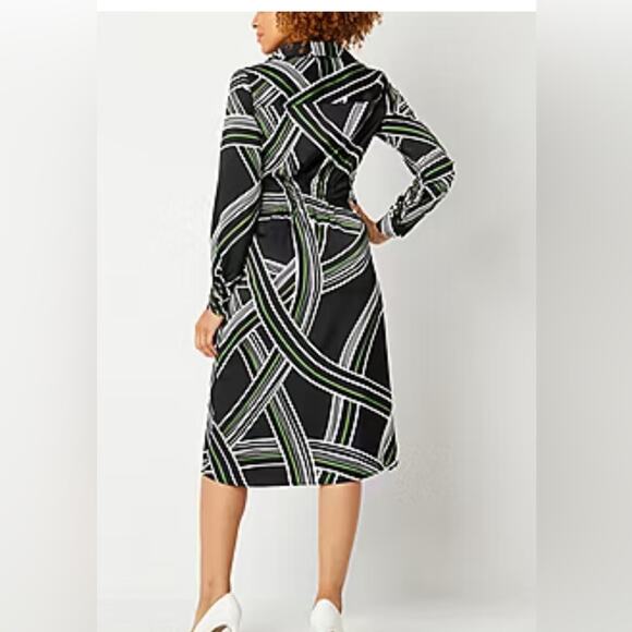 Worthington Plus Long Sleeve Geo Linear Midi Wrap Dress 1x - Picture 2 of 6